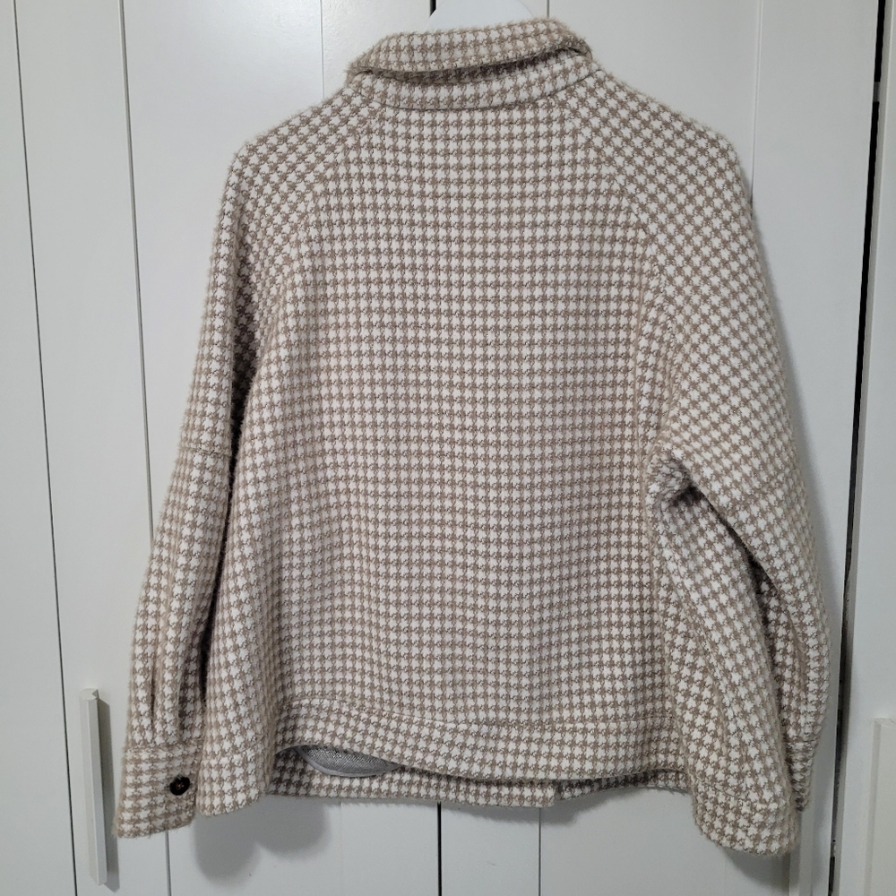 Anthropologie Greylin Houndstooth Shirt Fuzzy Beige White Jacket Blazer - Picture 9 of 9